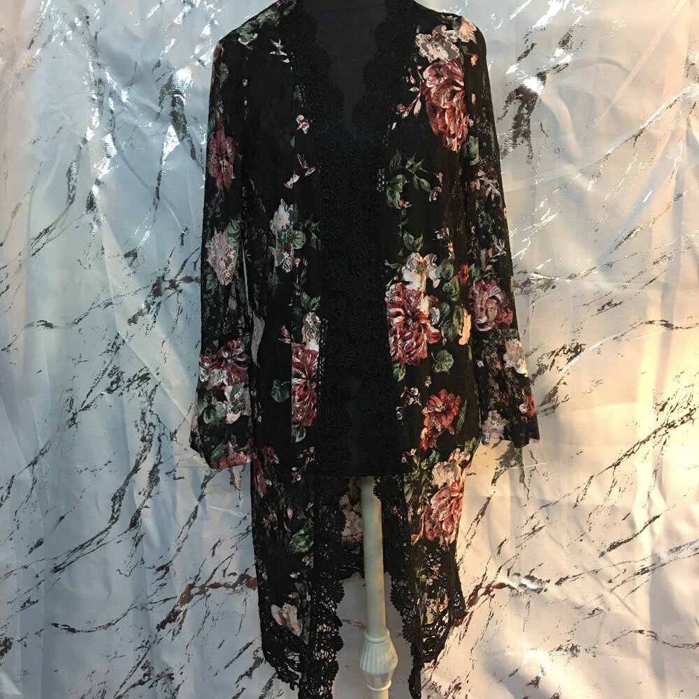 Full Circle Trends Women's Flower Print Lace Cardigan